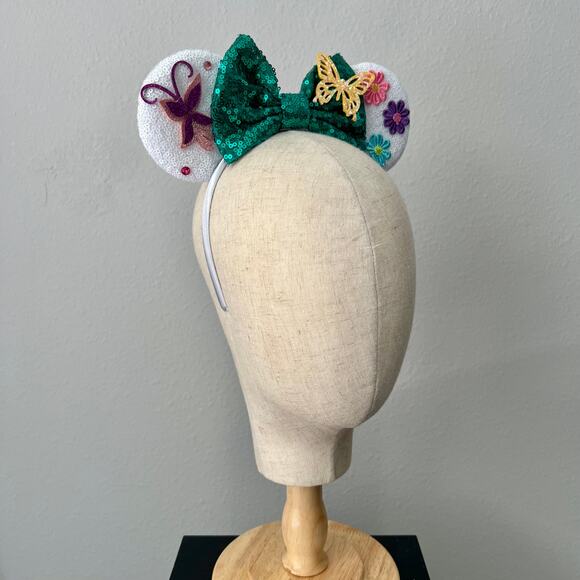 Mirabel Butterfly Floral Minnie Ears | Disney's Encanto-Inspired Mouse Headband - Picture 3 of 5